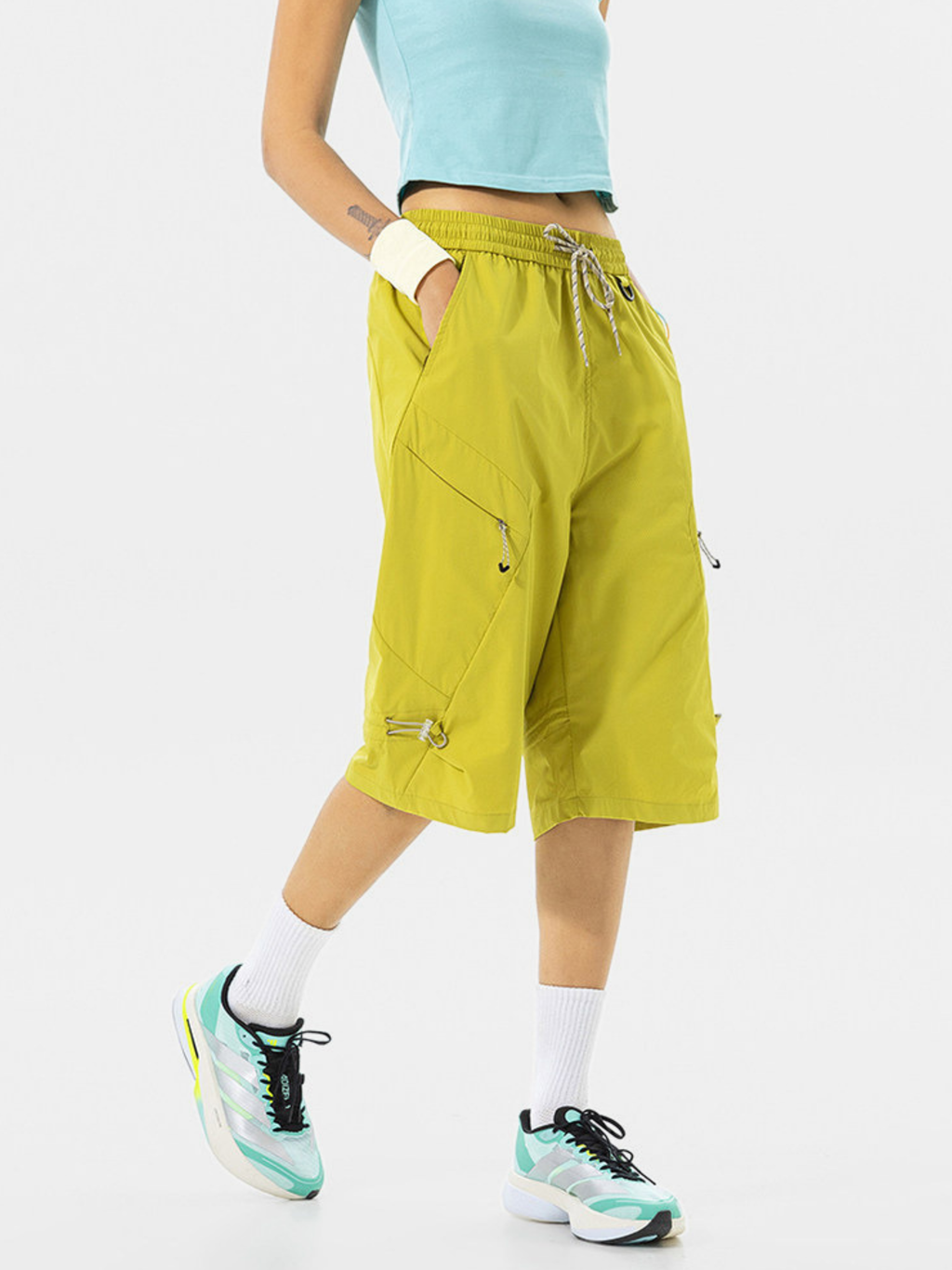 ChillGlove - Lightweight Breathable Water-Repellent Cropped Shorts