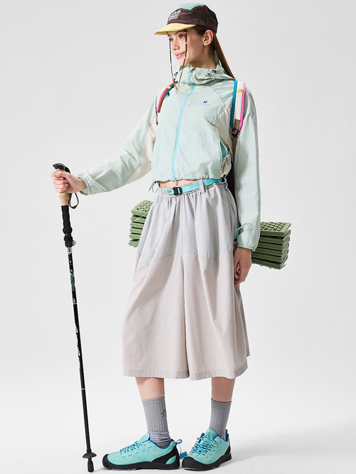 Resonance - Women's Water-Repellent Colorblock Cropped Jacket