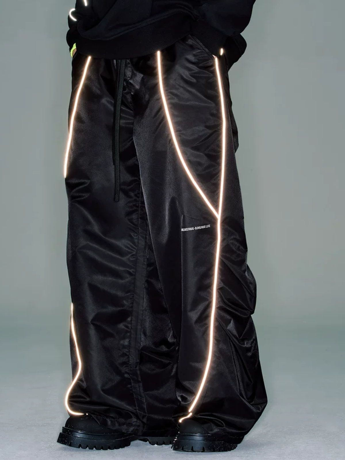 MesaFlow - Water-Repellent Lightweight Reflective Stripe Pants